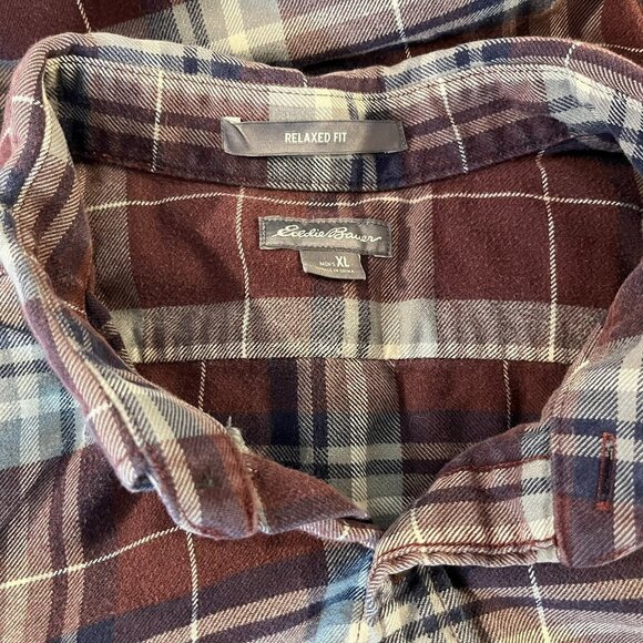 Eddie Bauer Men's Relaxed Fit Flannel Shirt - Size XL - Picture 4 of 4